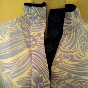 Crown & Ivy blue patterned sweatshirt in a size 1x